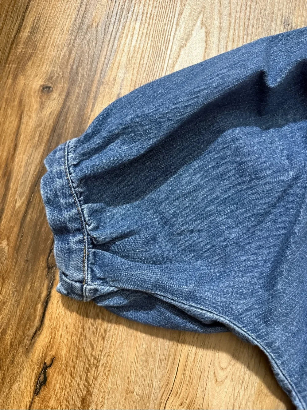 Old Navy Chambray Denim Puff Sleeve Button Front Top XS